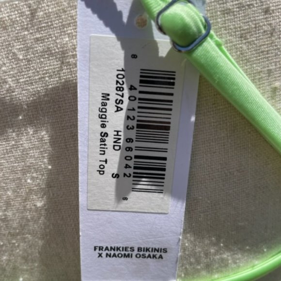 NWT Frankie's Bikinis Maggie top in honeydew - Picture 8 of 11